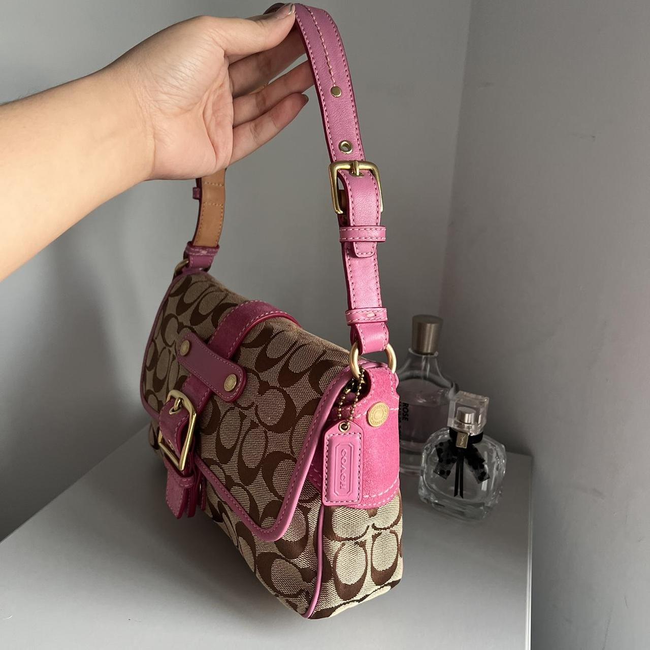 Coach Signature Shoulder Bag